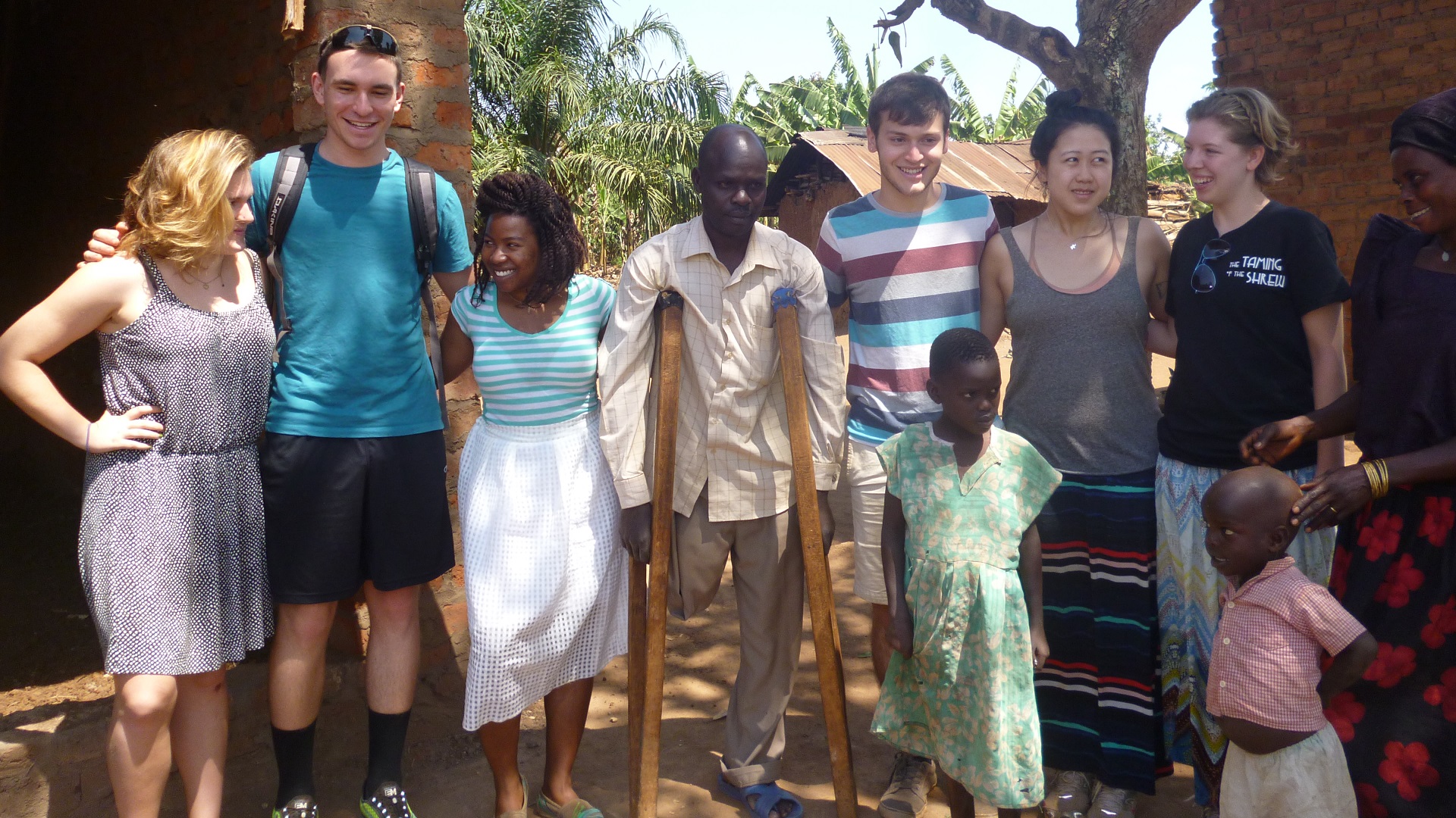Volunteers from Yale Universities visiting COSMA in  2012